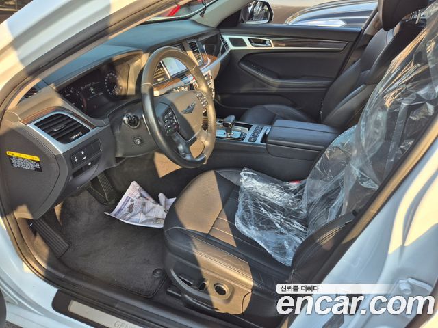 Genesis G80 2018 — photo 10