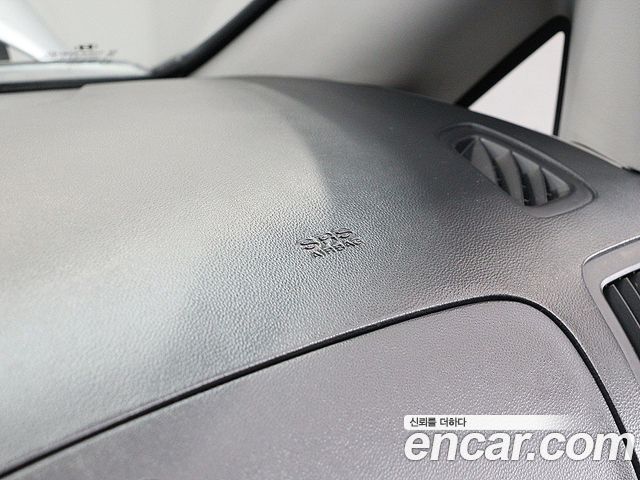 Hyundai Starex 2018 — photo 12