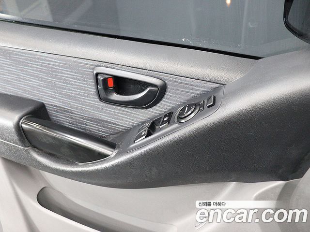 Hyundai Starex 2018 — photo 14