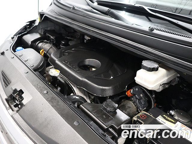 Hyundai Starex 2018 — photo 19