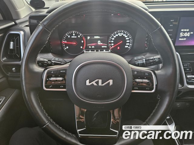 Kia Sorento 2022 — photo 14
