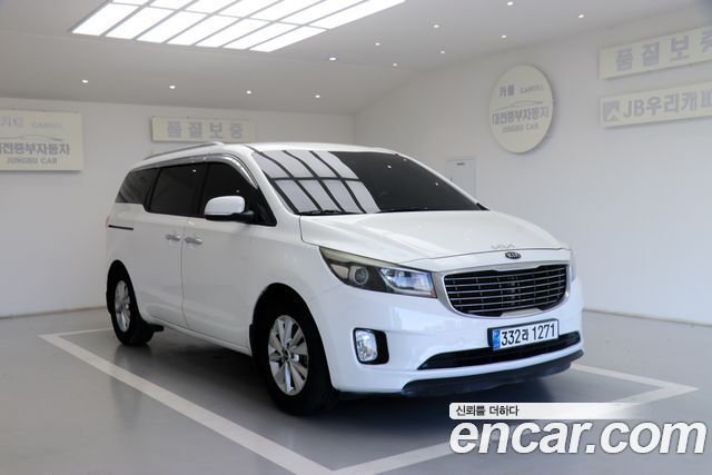 Kia Canival 2015 — photo 3