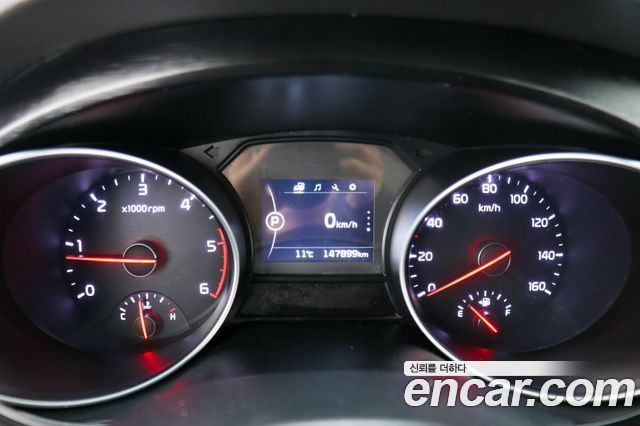 Kia Canival 2015 — photo 14