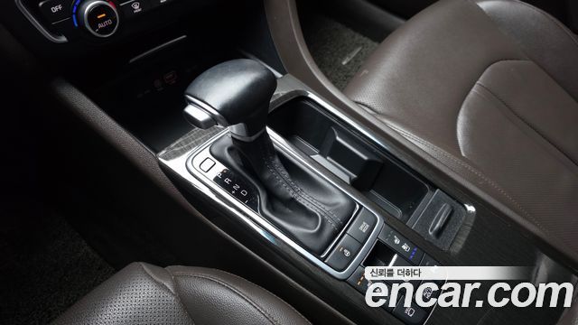 Kia K5 2019 — photo 9