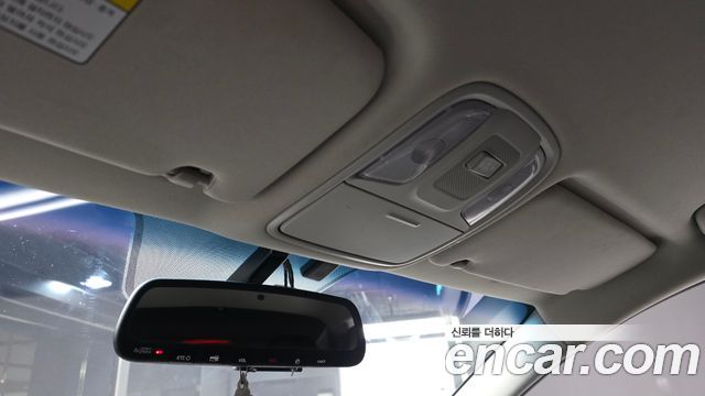 Kia K5 2019 — photo 18