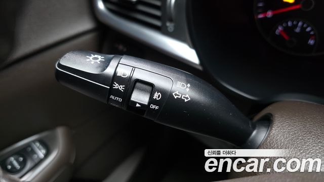 Kia K5 2019 — photo 19