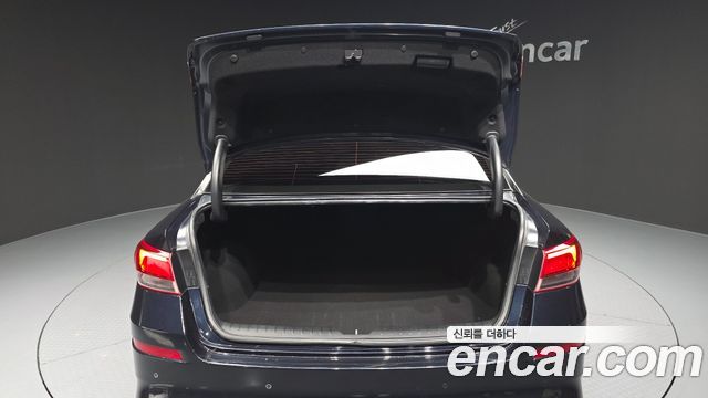 Kia K5 2019 — photo 20