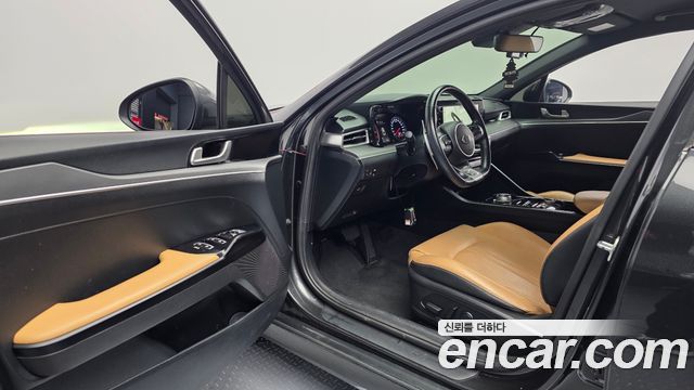 Kia K5 2021 — photo 10