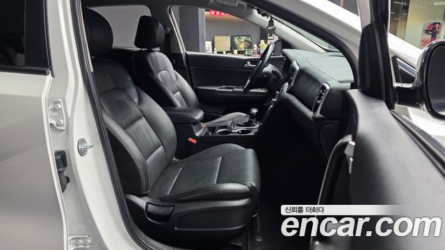 Kia Sportage 2019 — photo 11