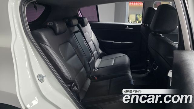 Kia Sportage 2019 — photo 12