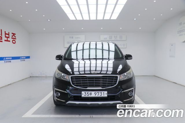 Kia Canival 2015 — photo 2