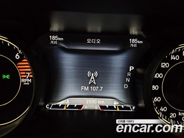 Jeep Cherokee 2022 — photo 8