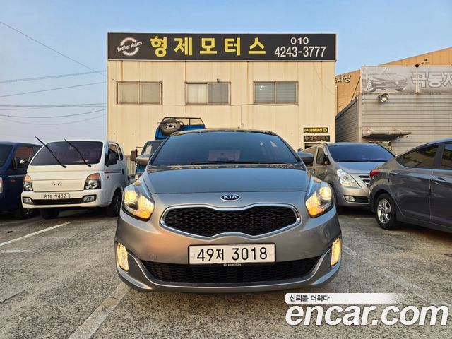 Kia Carens 2015 — photo 3