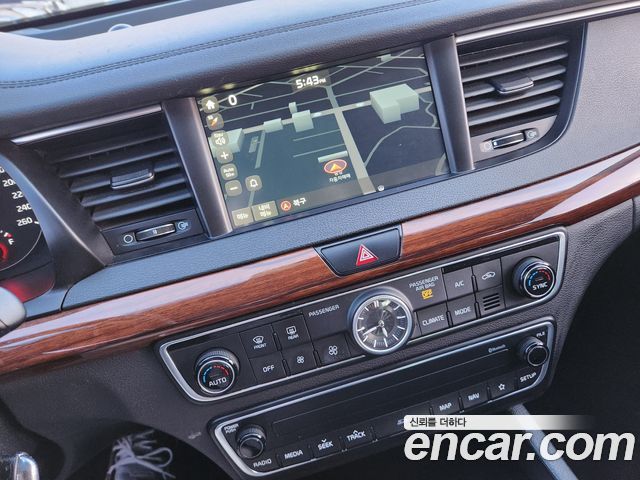 Kia K7 2017 — photo 14