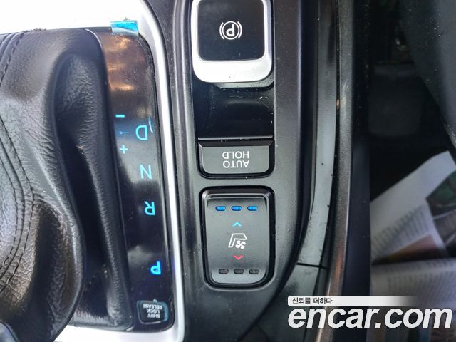 Hyundai Santafe 2016 — photo 12