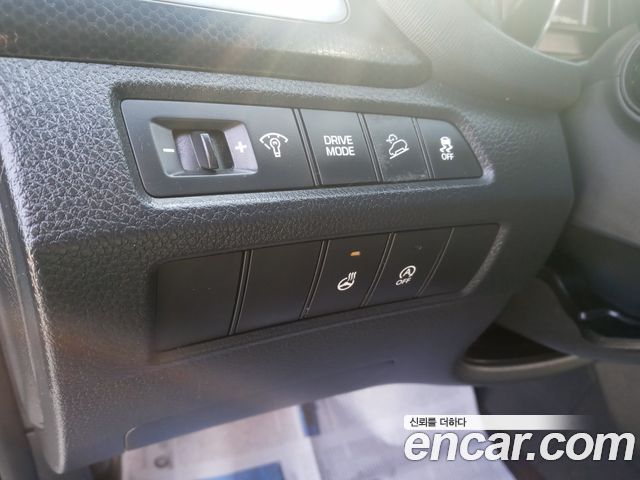 Hyundai Santafe 2016 — photo 16