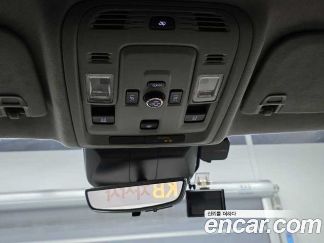 Cadillac Escalade 2023 — photo 3