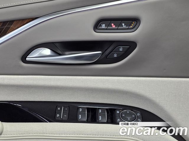 Cadillac Escalade 2023 — photo 14
