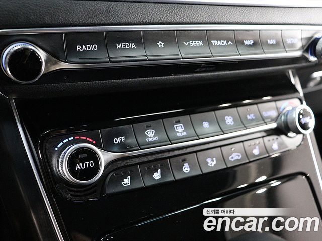 Hyundai Grandeur 2017 — photo 8