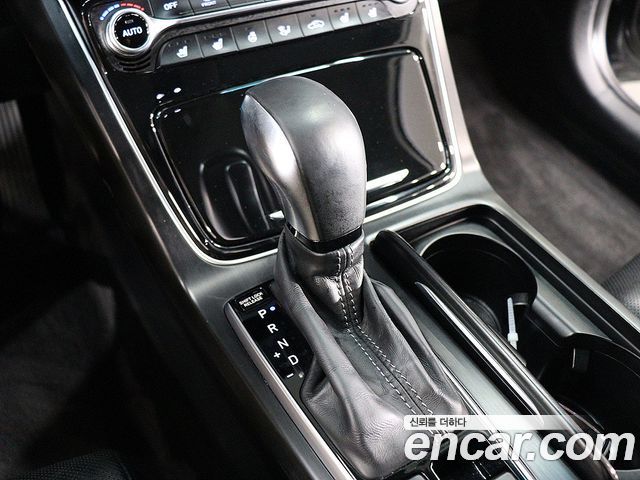 Hyundai Grandeur 2017 — photo 10