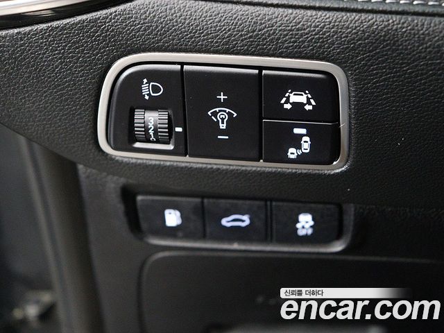 Hyundai Grandeur 2017 — photo 11