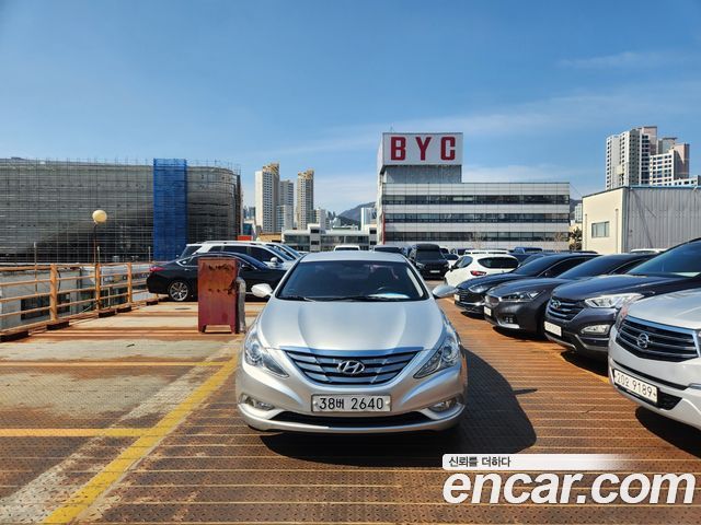 Hyundai Sonata 2010 — photo 2