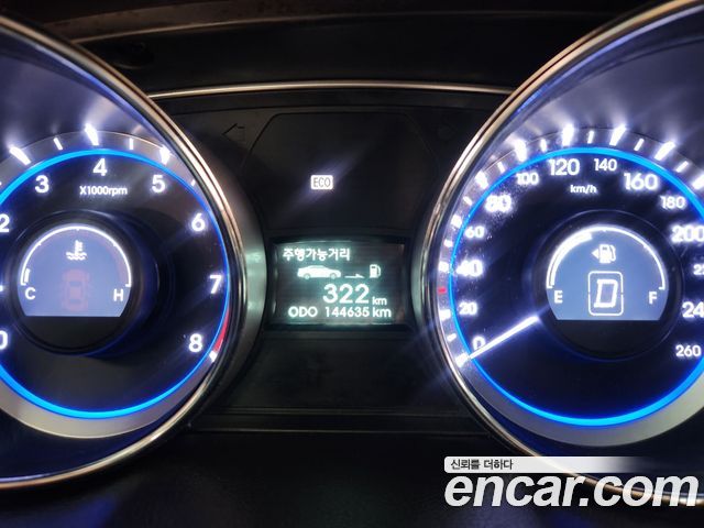 Hyundai Sonata 2010 — photo 8