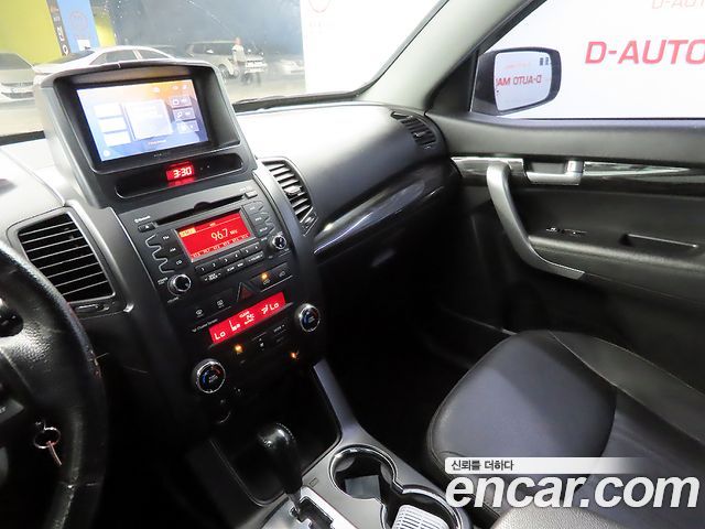 Kia Sorento 2012 — photo 11