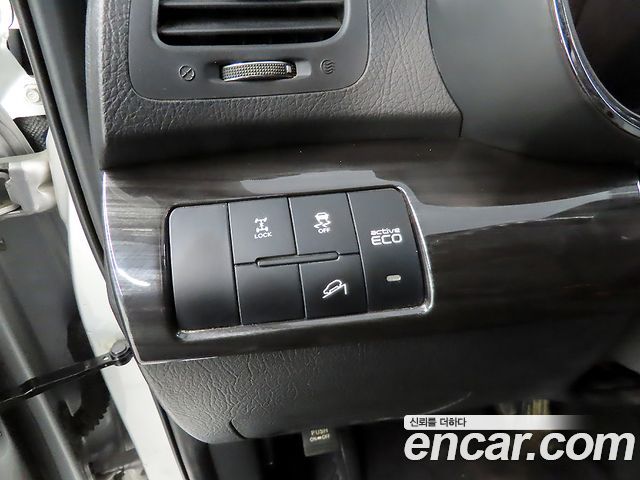 Kia Sorento 2012 — photo 15