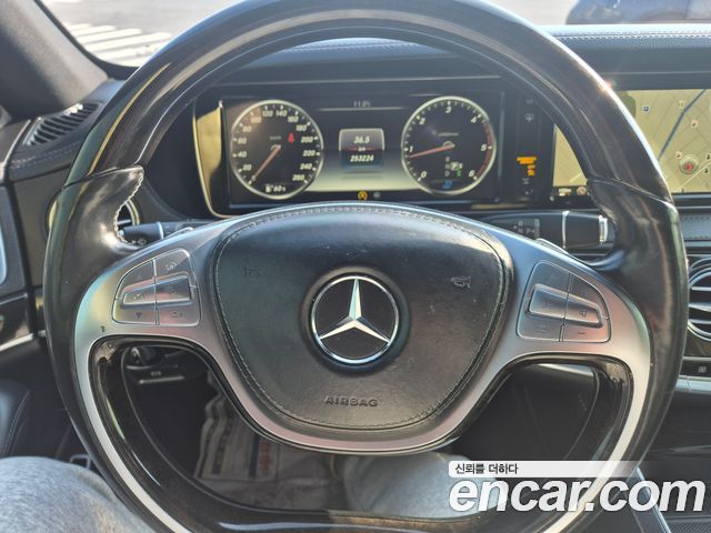 Mercedes-Benz S-Class 2015 — photo 10