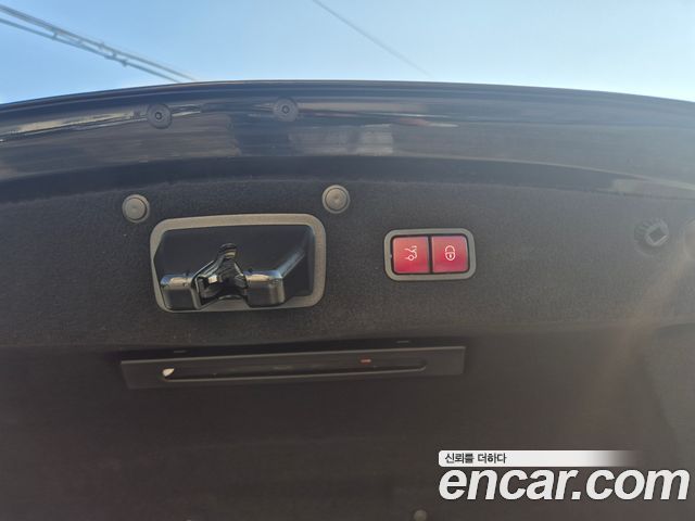Mercedes-Benz S-Class 2015 — photo 19