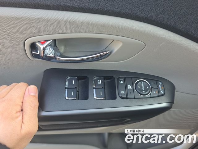 Kia Canival 2020 — photo 15