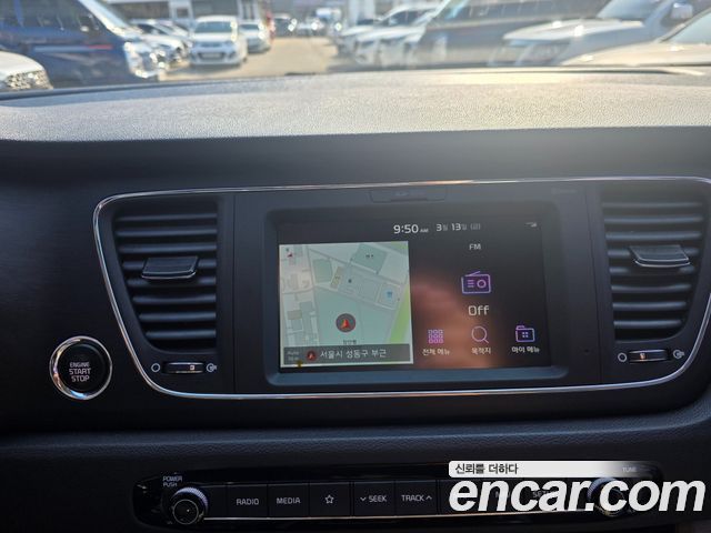 Kia Canival 2020 — photo 16