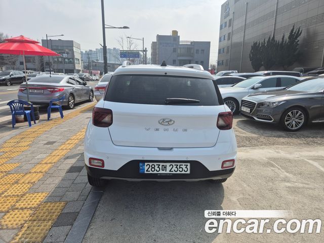 Hyundai Venue 2022 — photo 4