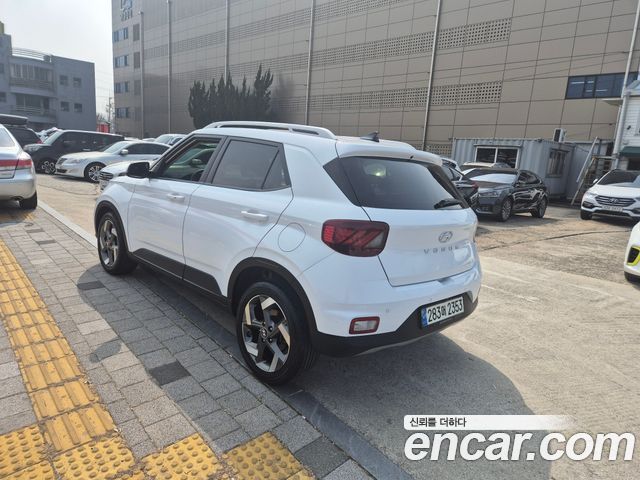 Hyundai Venue 2022 — photo 6