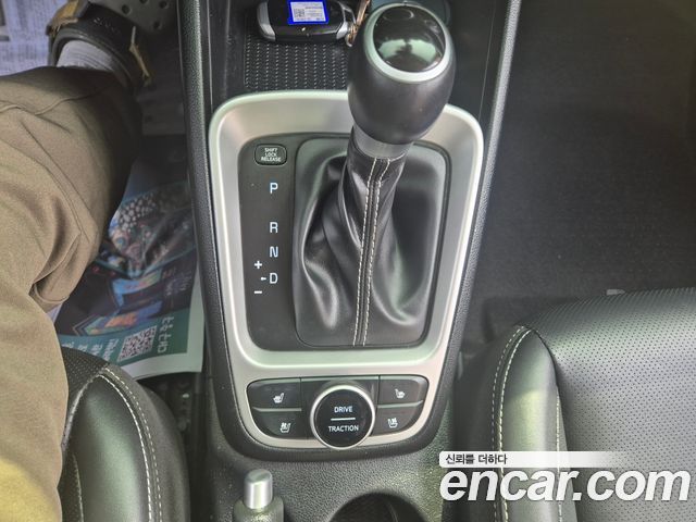 Hyundai Venue 2022 — photo 10