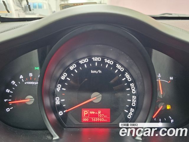 Kia Sportage 2012 — photo 8