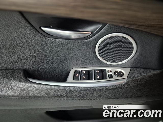 BMW Gran Turismo 2011 — photo 16