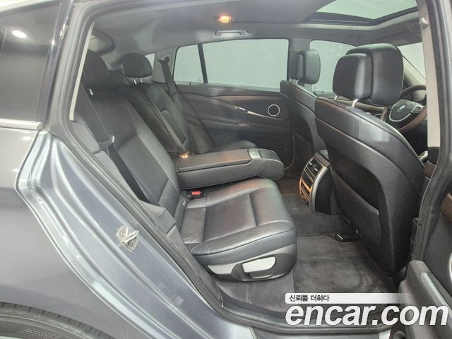 BMW Gran Turismo 2011 — photo 19