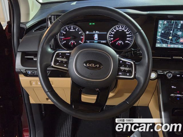 Kia Canival 2021 — photo 8