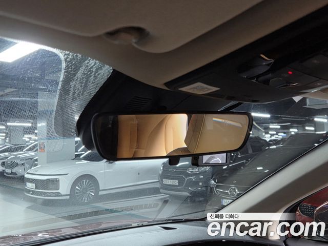 Kia Canival 2021 — photo 14