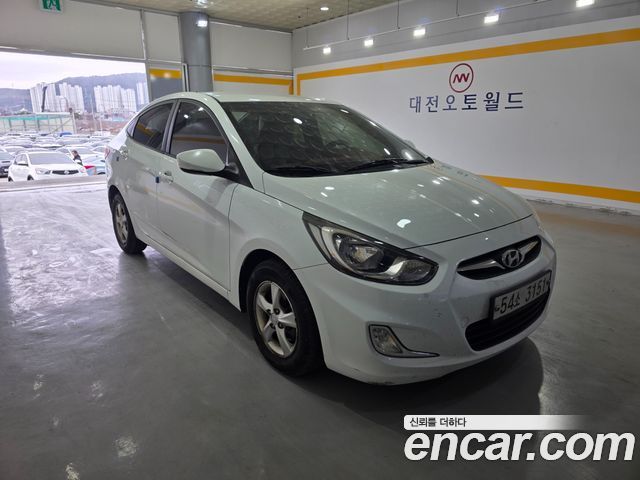 Hyundai Accent 2012 — photo 6