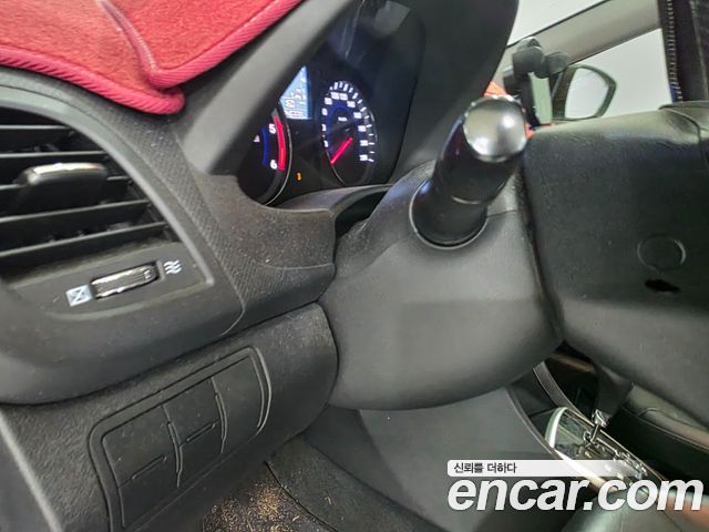 Hyundai Accent 2012 — photo 10