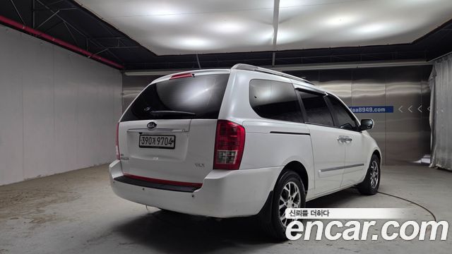 Kia Canival 2014 — photo 2