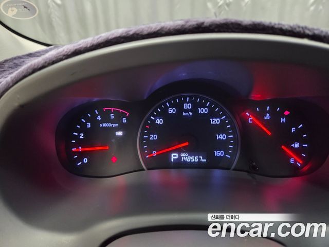 Kia Canival 2014 — photo 8