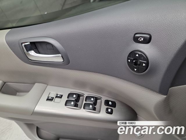 Kia Canival 2014 — photo 13