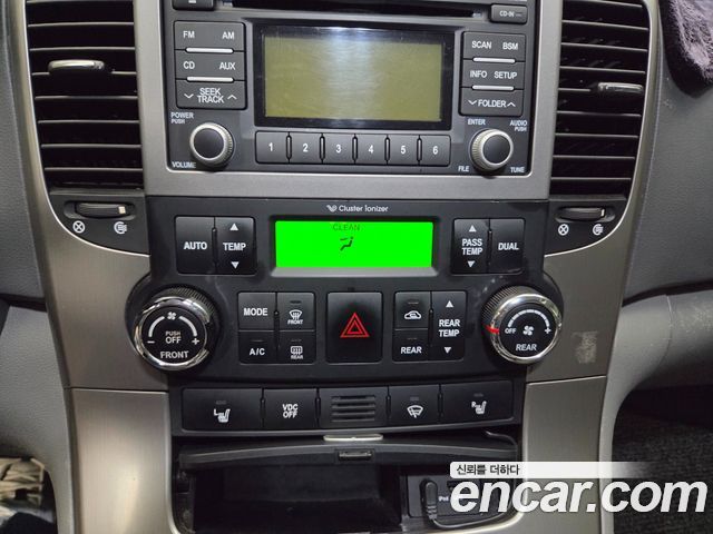 Kia Canival 2014 — photo 18