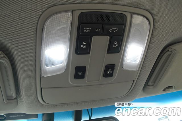 Kia Canival 2015 — photo 11