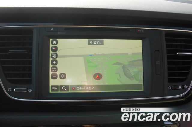 Kia Canival 2015 — photo 14