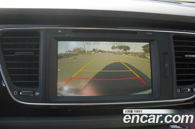 Kia Canival 2015 — photo 15